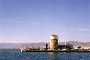 Faro del puerto